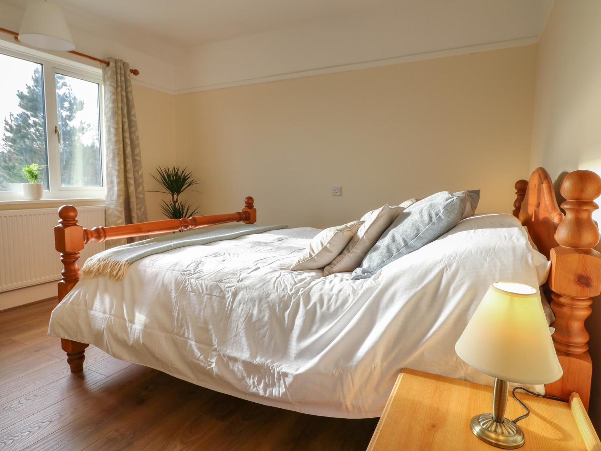 Вилла 2 Gladstone Avenue Мелтон-Моубрей Экстерьер фото